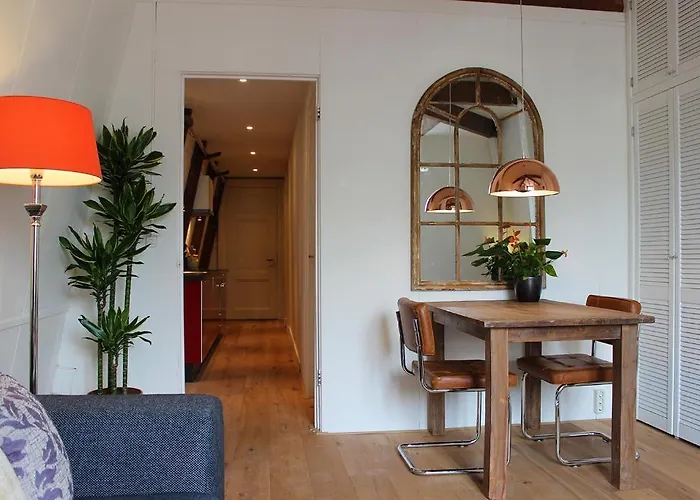 Jewel Canal Amsterdam