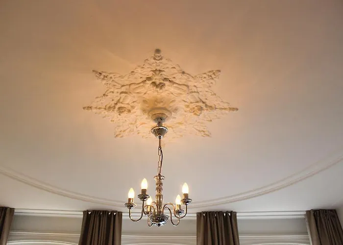 Jewel Canal Amsterdam