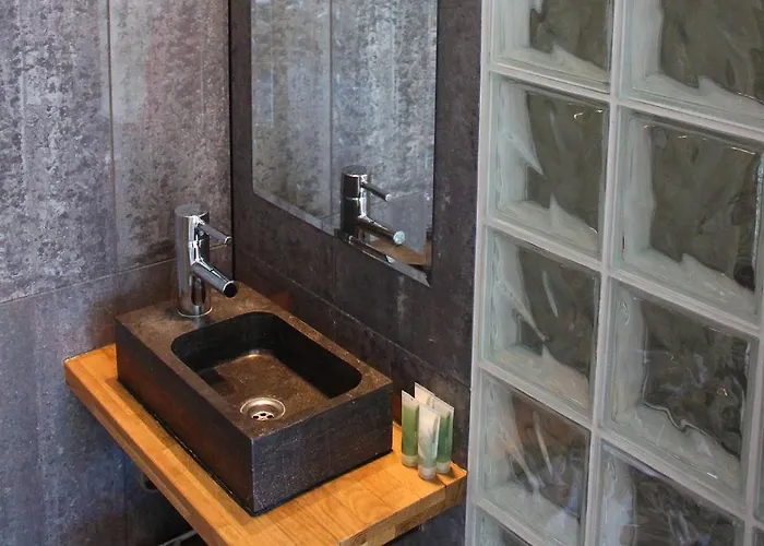 Jewel Canal * Amsterdam