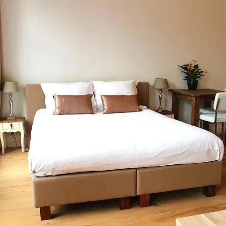 Jewel Canal * Amsterdam